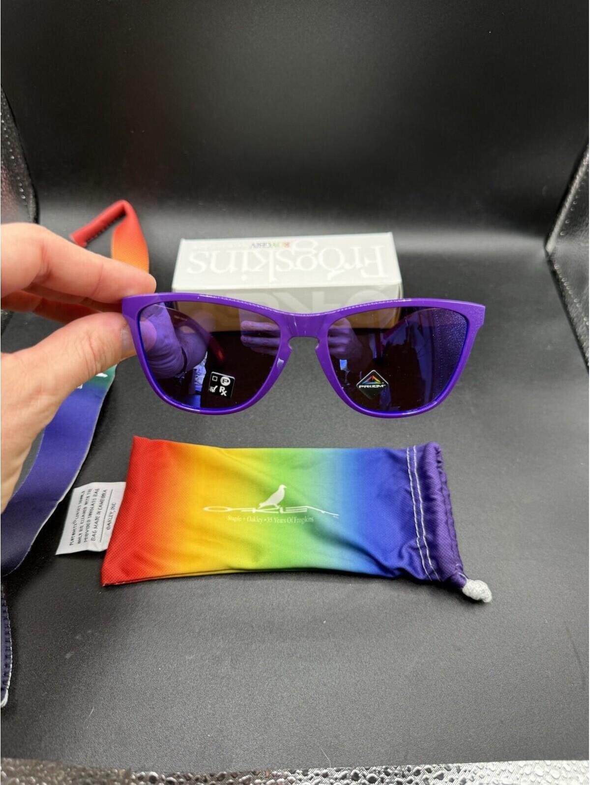 Oakley Frogskin 35th Roygbiv Purple/Prizm Violet Oo9444-0757
